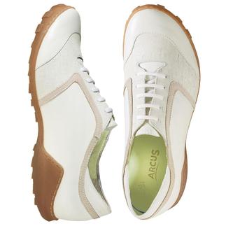 Wei�e Sommer-Sneaker
